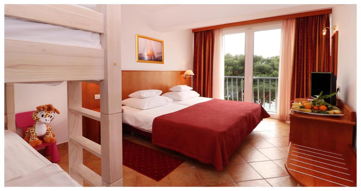 Hotel Zora - Housity