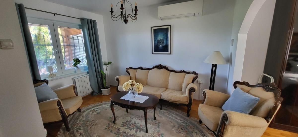 Mott Residence - Housity