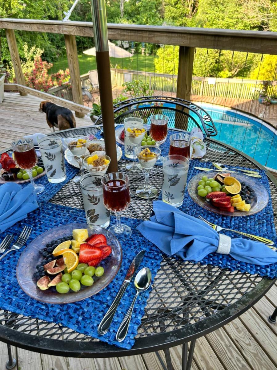 At Home In The Woods Bed and breakfast - Housity