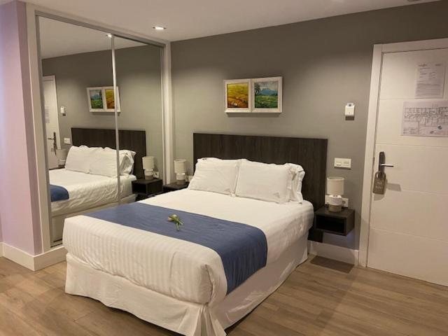 H Boutique la Caleta bay - Housity