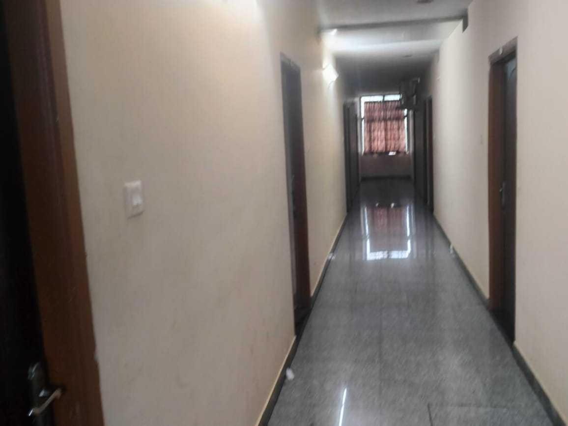 Hotel O Viraj The Village Bar And Restaurant Boarding & Lodging - Housity
