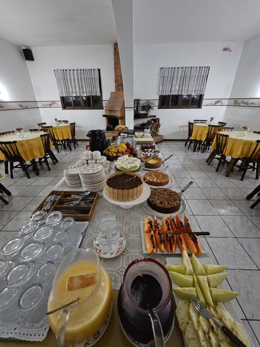 HOTEL CAMPO ALEGRE - Housity
