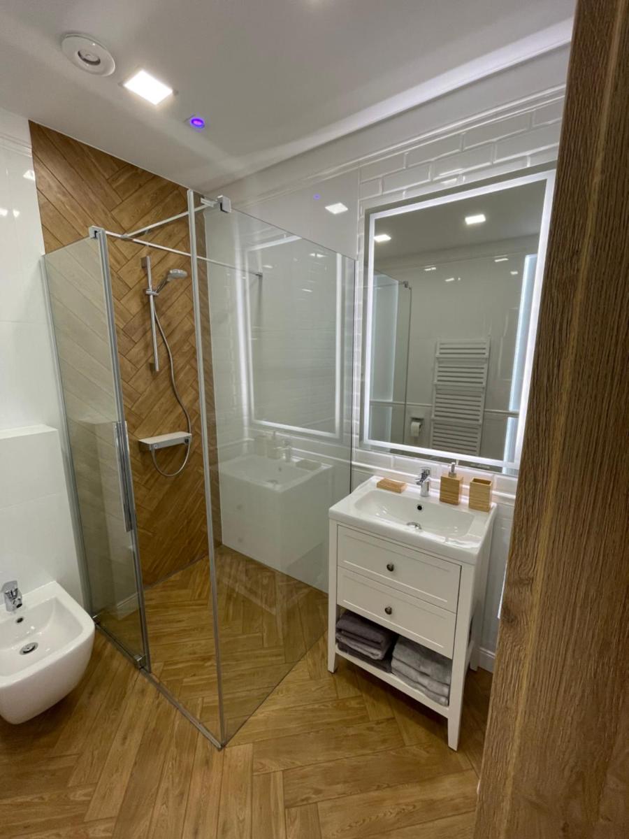 Route 7 Rooms - Housity