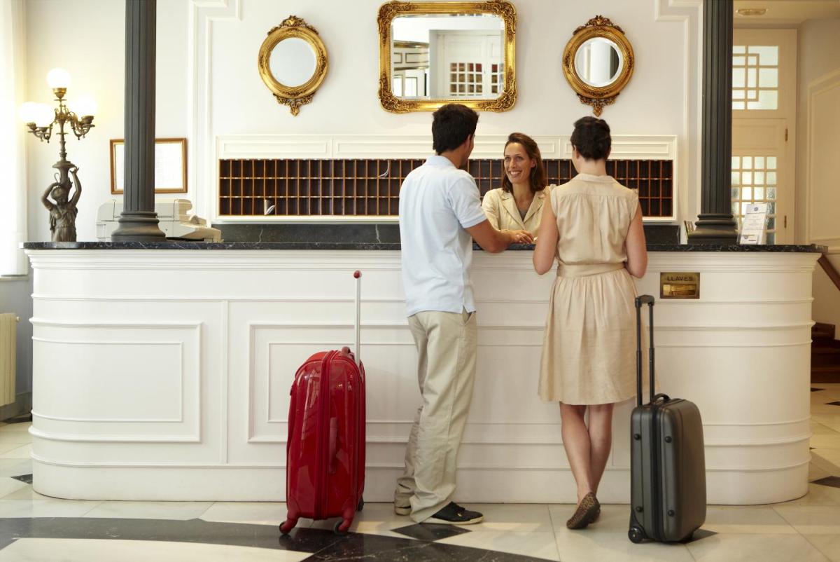 Clientes alojados en Gran Hotel Balneario de Liérganes