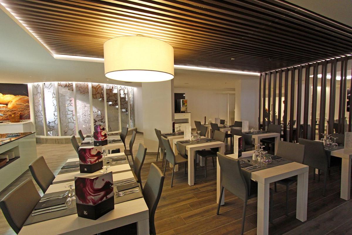 Un restaurante o sitio para comer en BG Pamplona