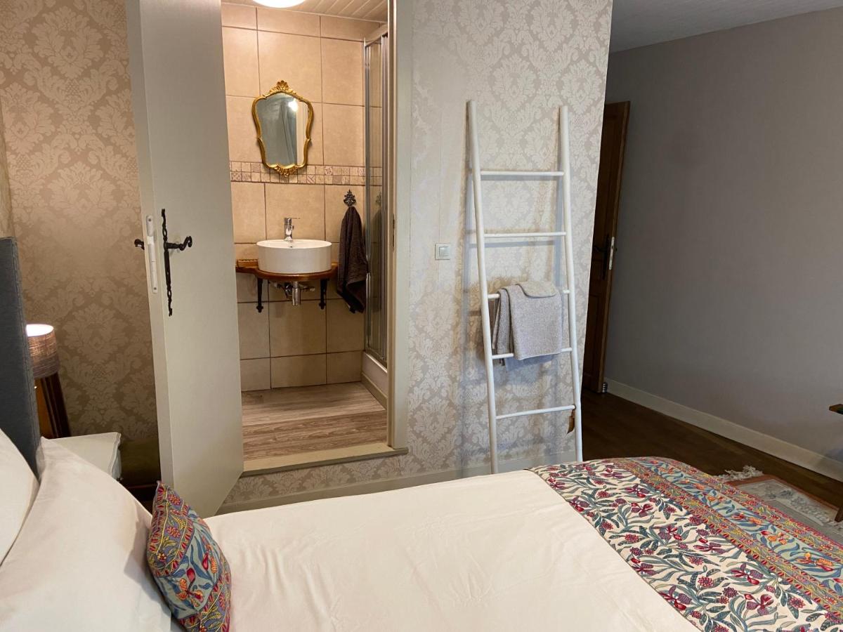 Suitetrails - Maison La Roche Chambre D'hotes