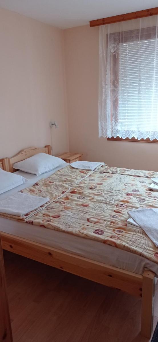 Keni Guest House - Housity