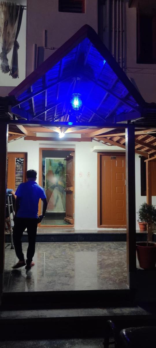 Trupthi Comforts - Housity