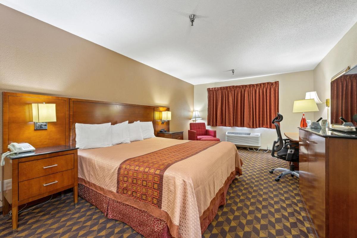 Geneva Motel Inn - Housity