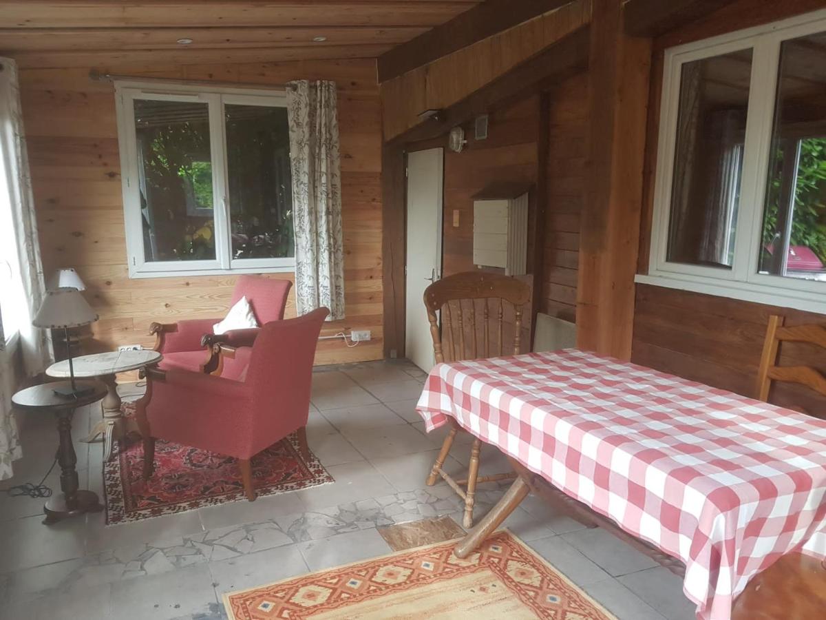 Suitetrails - Holiday Chalet 2 Set in Country side