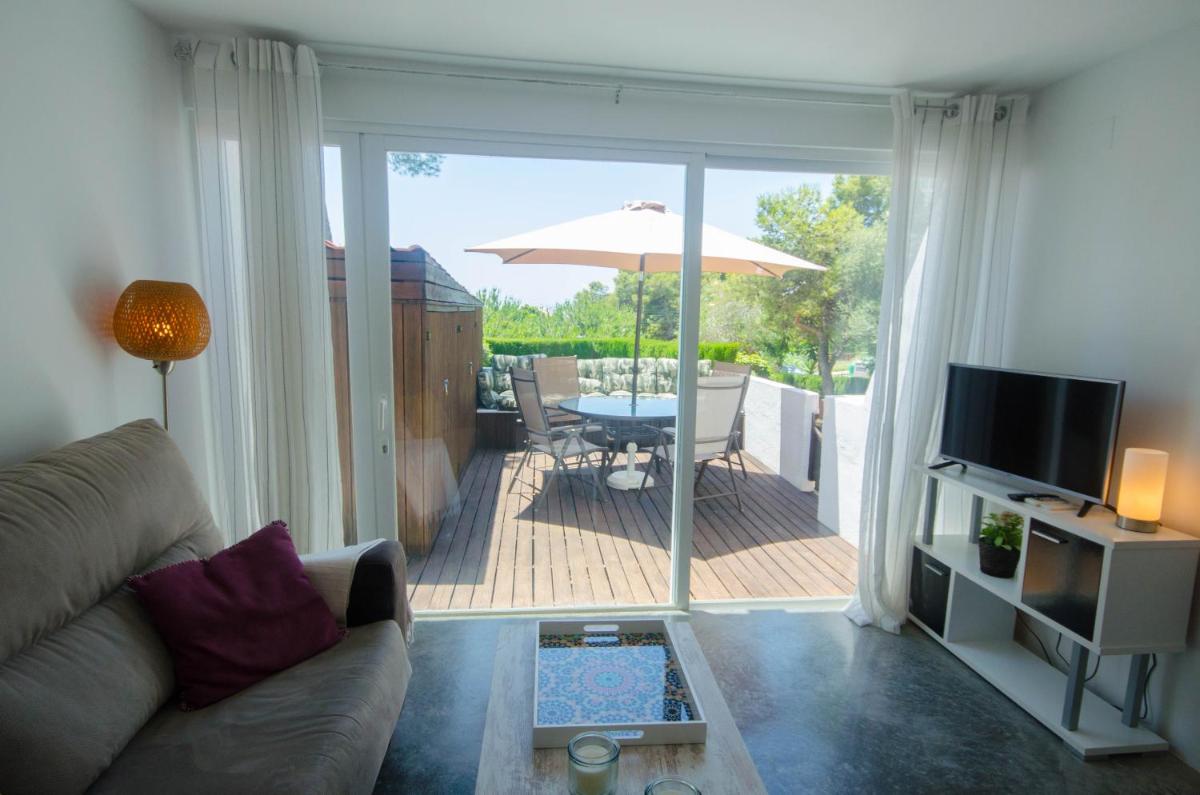Apartment Seghers- Seaside charm by the beach - Housity