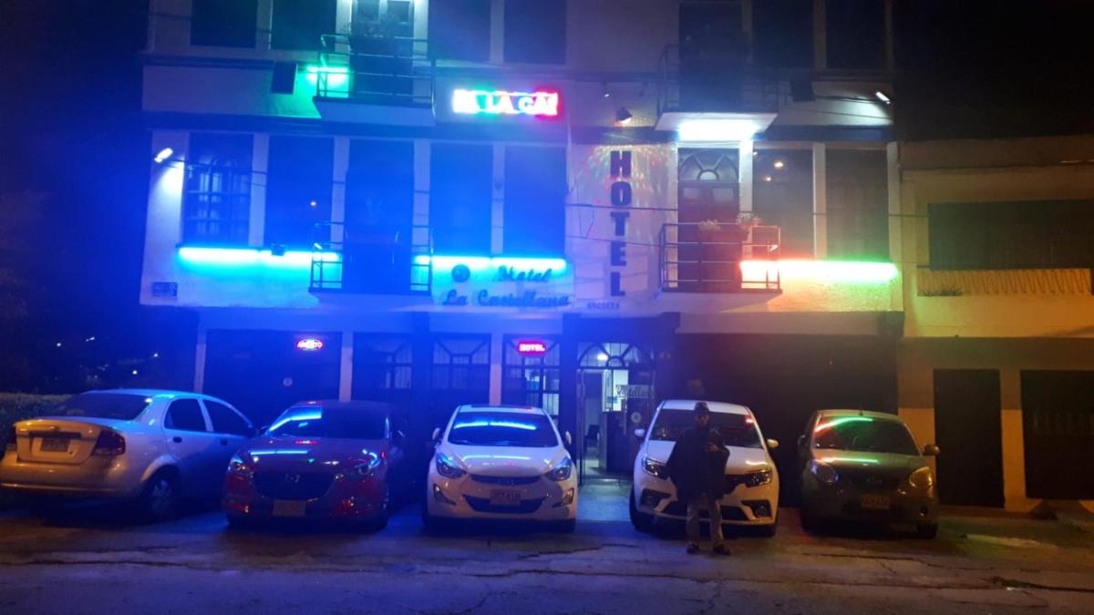 Hotel La Castellana - Housity