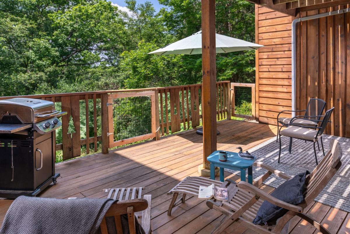 Eureka Sunset Cabins - Housity