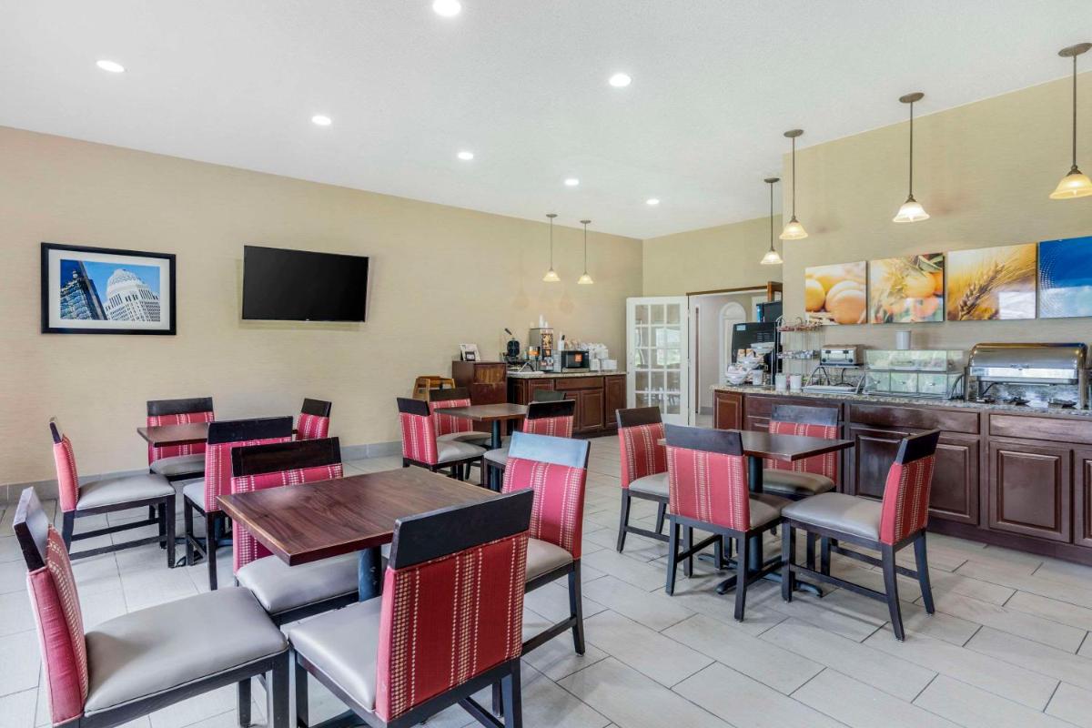 Comfort Inn & Suites La Grange - Louisville Area - Housity