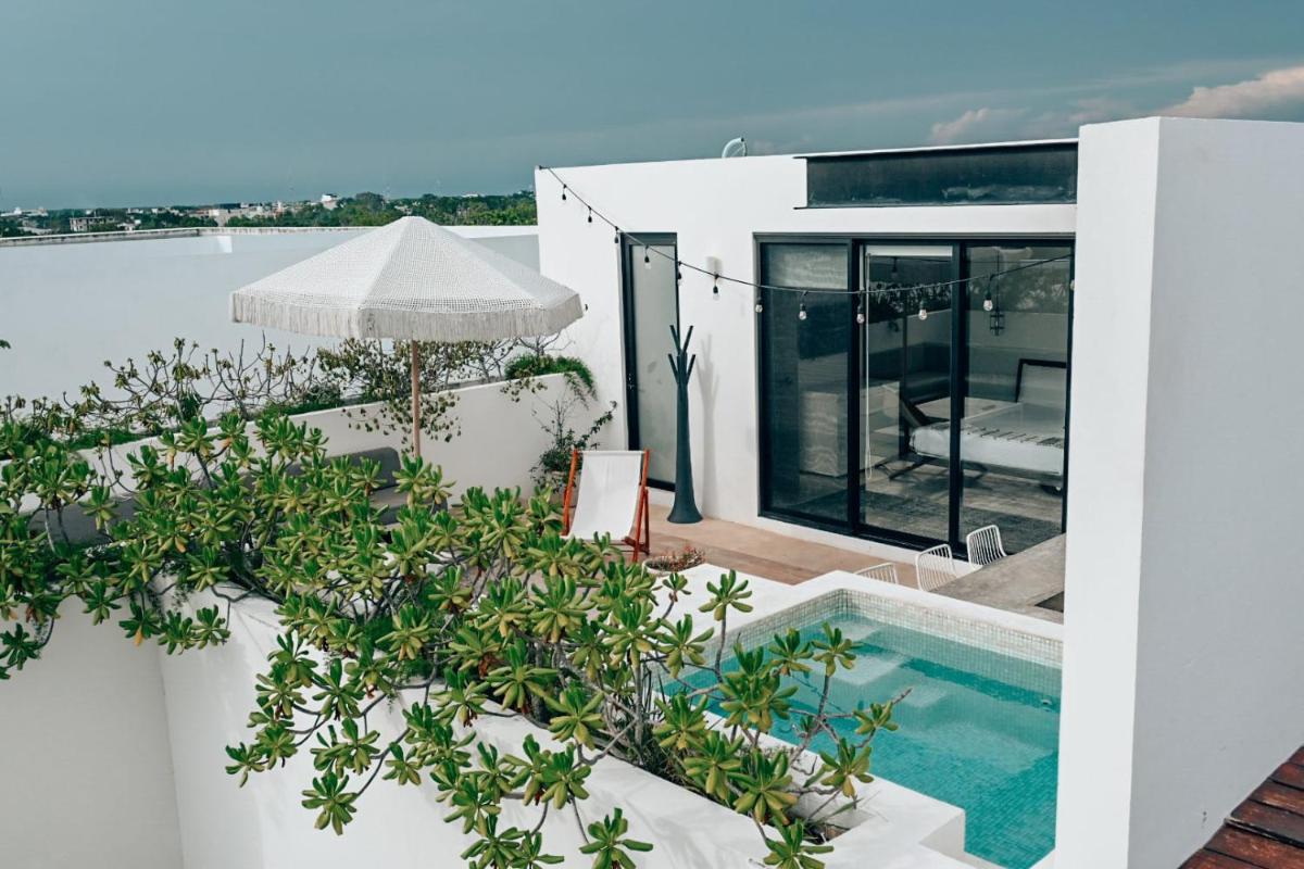 Penthouse Haven with Pv Rooftop Pool Gym and 24h Security - Housity