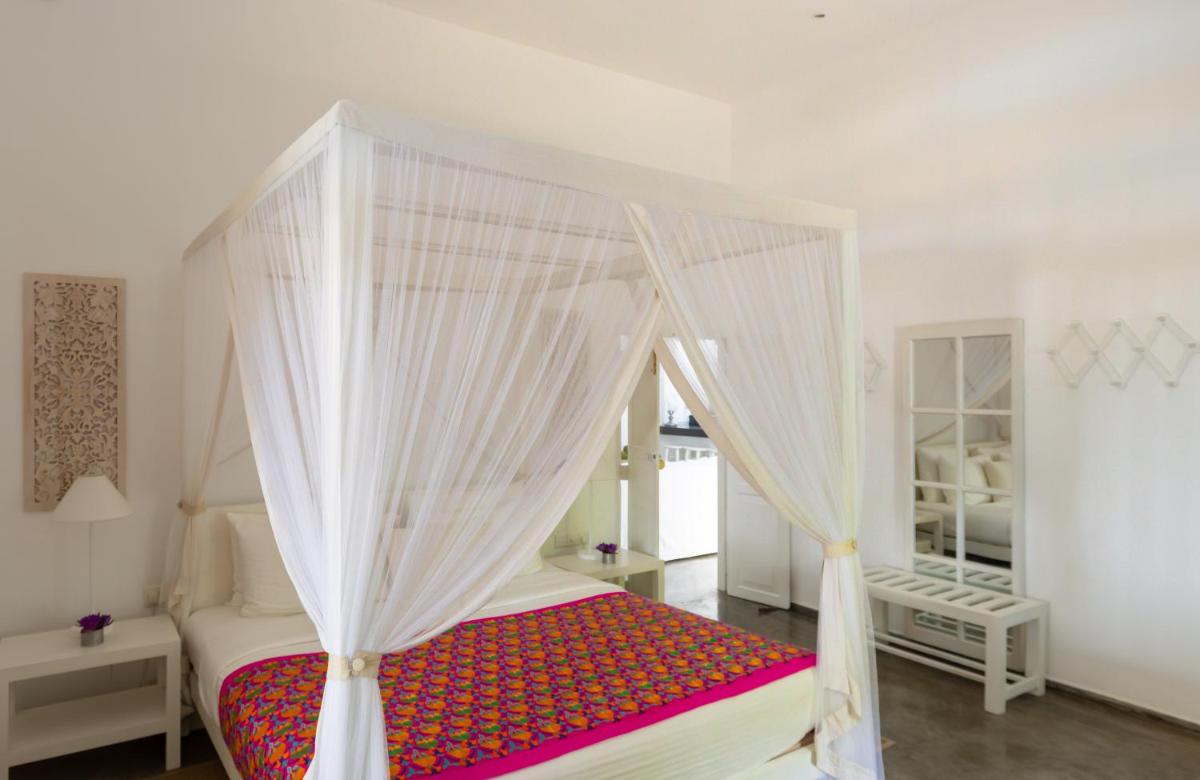 Taru Villas 906 - Hikkaduwa - Housity