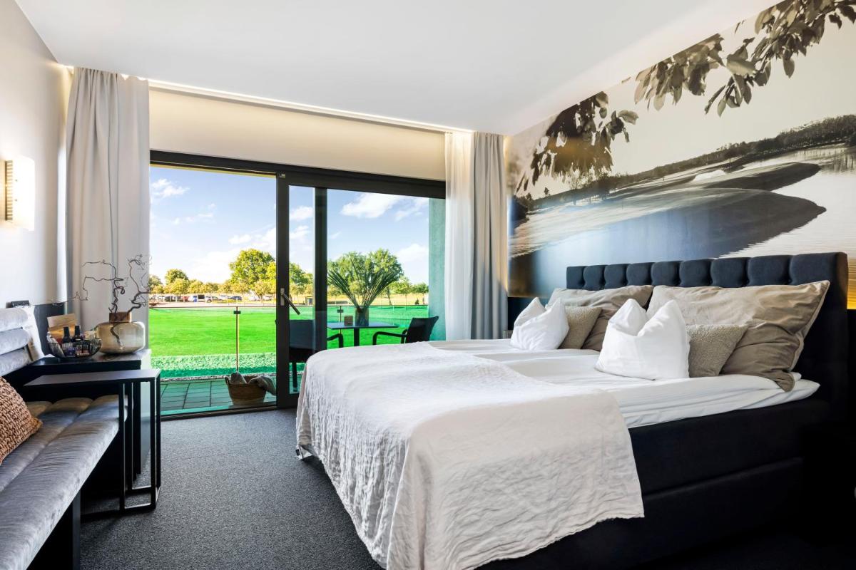 Ringenäs Hotell & Konferens - Housity