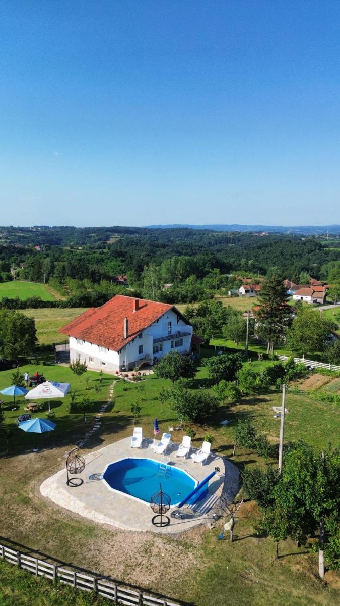 Odmor na selu Babajić - Housity