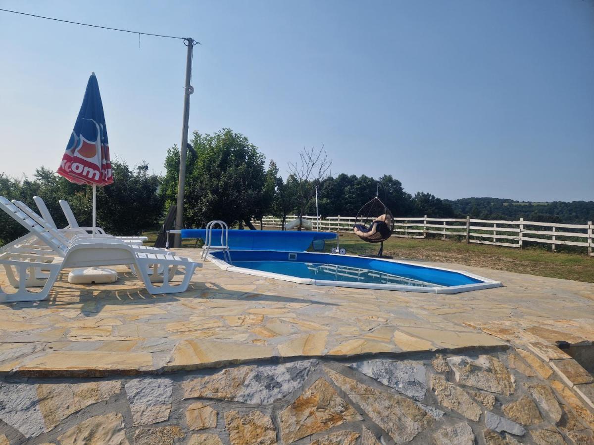 Odmor na selu Babajić - Housity