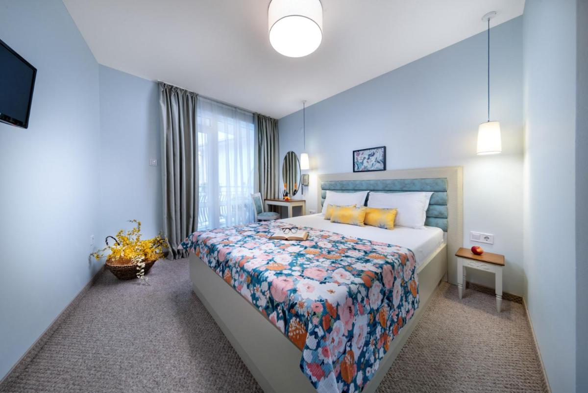 Nassi Hotel - Housity