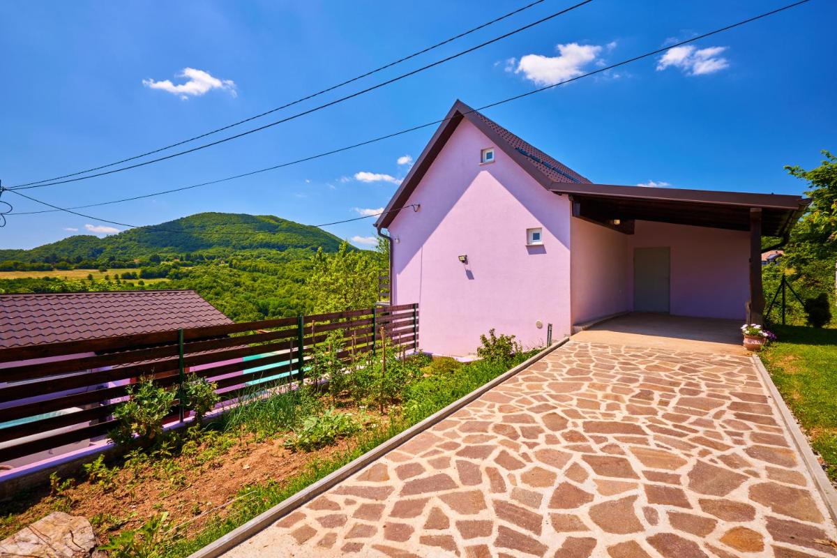 Kuća za odmor s bazenom TeriHy - Housity