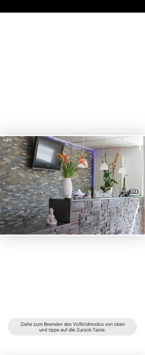 HOTEL Eisenbahn - Housity