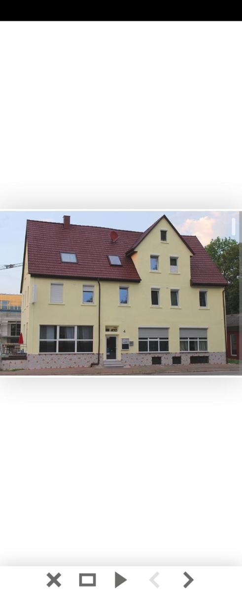 HOTEL Eisenbahn - Housity