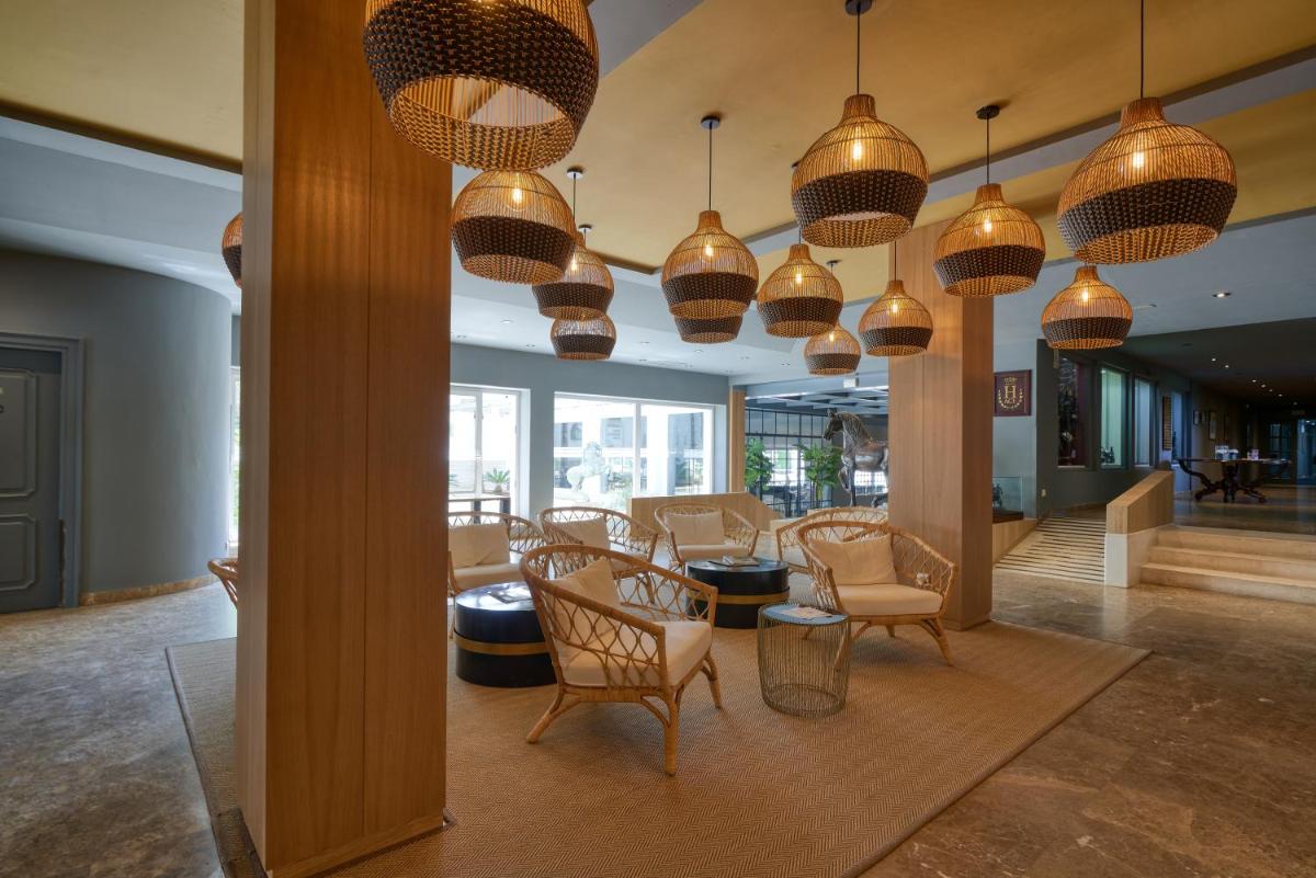 Zona de estar de Hotel Jerez & Spa