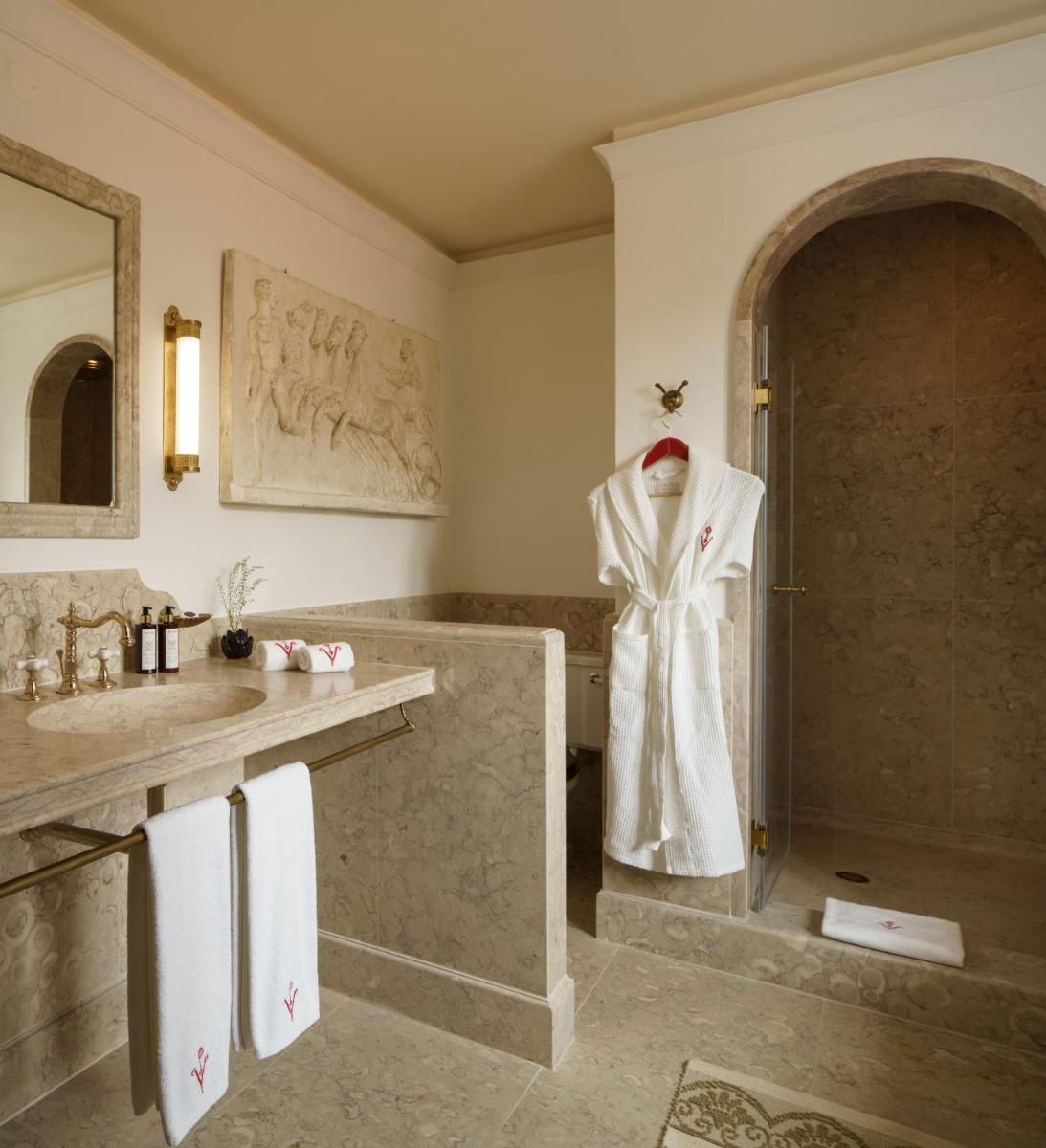 Uma casa de banho em Vermelho Melides - Relais & Châteaux