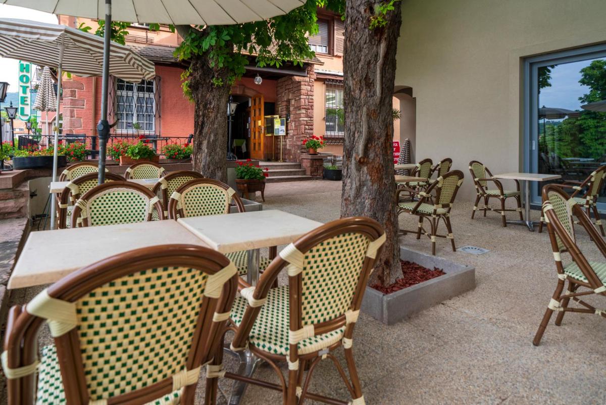 Restaurant ou autre lieu de restauration dans l'établissement Hotel Munsch Restaurant & Wellness, Colmar Nord - Haut-Koenigsbourg