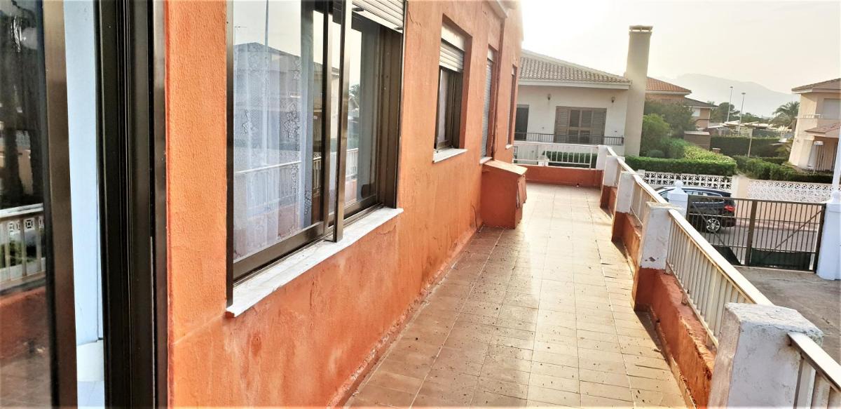 Vacansis,com Villa a un paso del mar - Housity