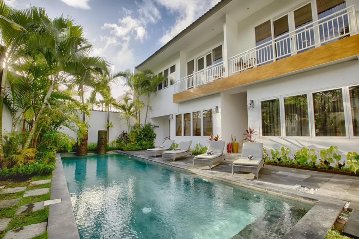 DeCasa Seminyak - Housity