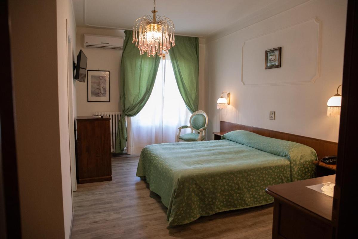 Hotel Park Ge.Al. - Housity