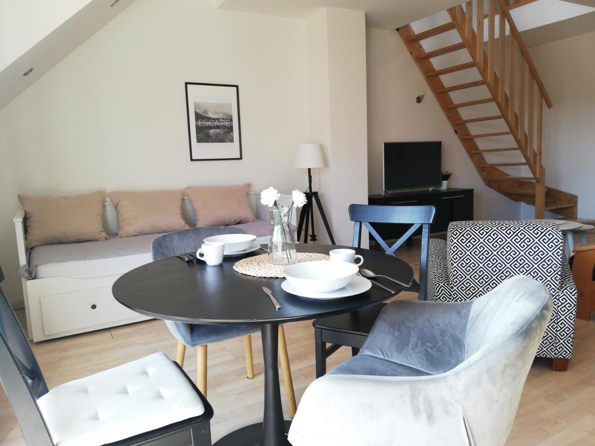 Apartament na Deptaku w Łęcznej - Housity