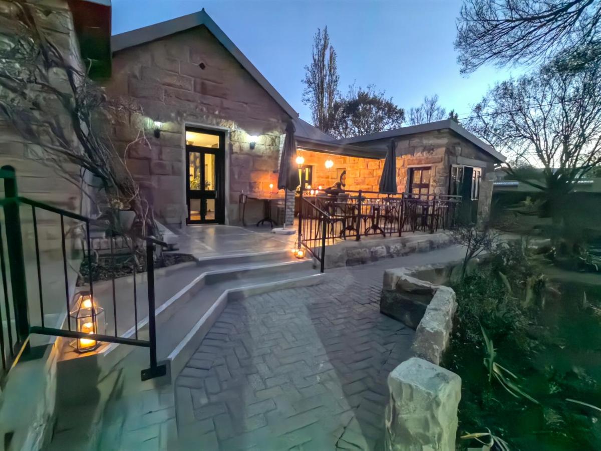 Ing at Sandstone - Housity