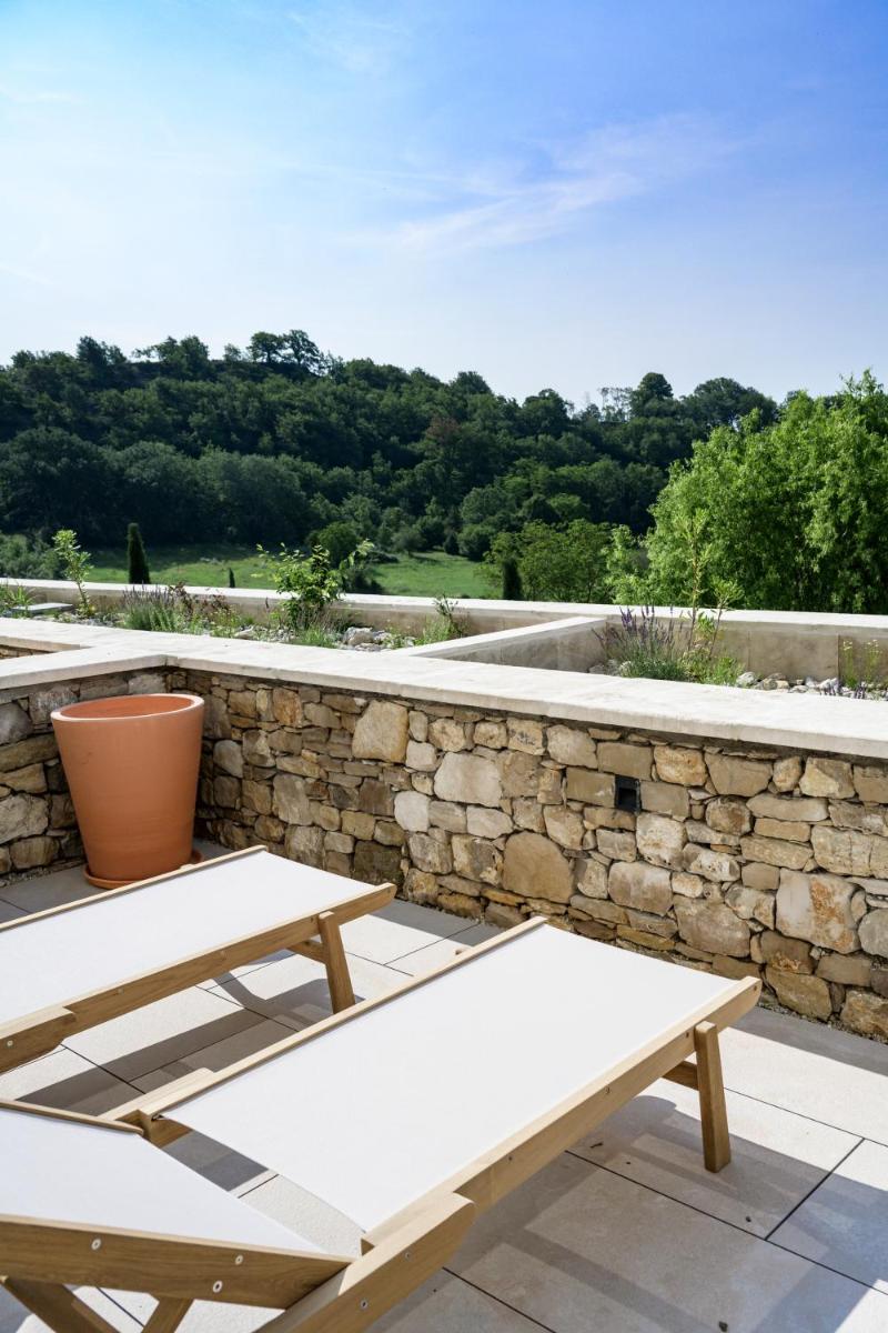 Balcon ou terrasse dans l'établissement Le Couvent des Minimes, un Hôtel & Spa L'Occitane en Provence