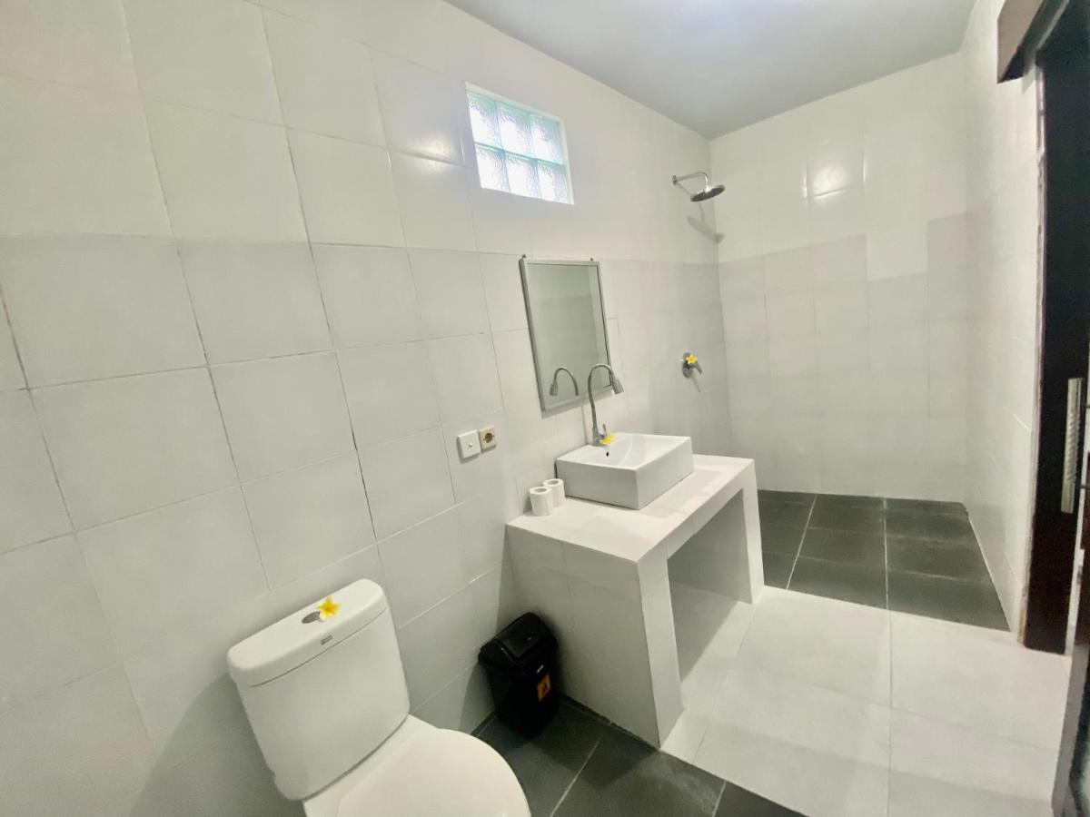 kubu pande canggu - Housity
