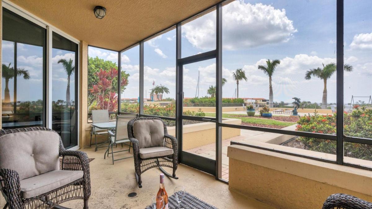 3321 Sunset Key Unit 102 - Housity