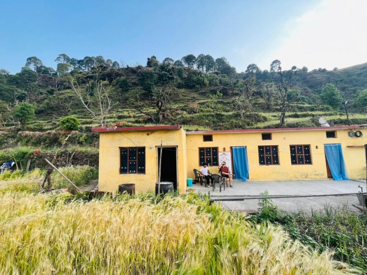 Artists Valley Homestay - Housity