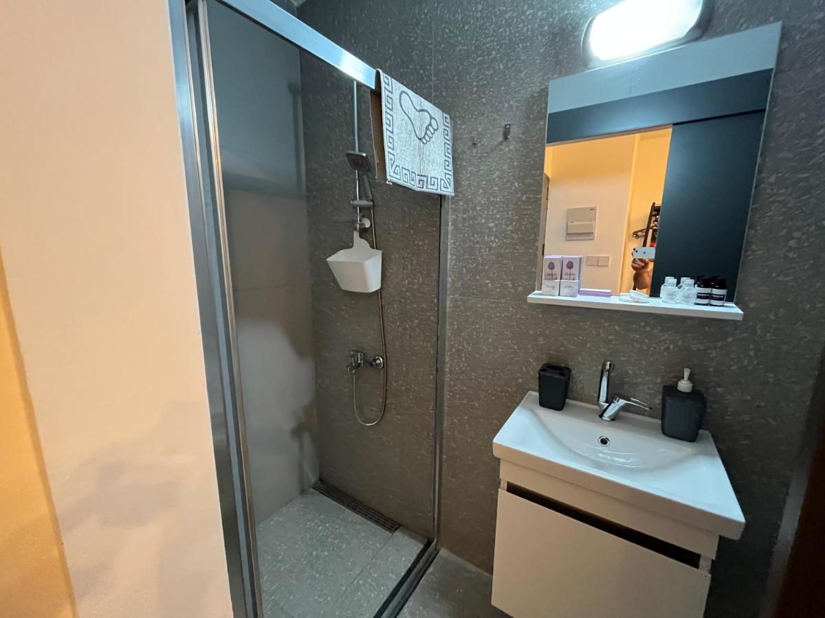 Mr. Studio in Ortakoy , North Nicosia + wifi + netflix - Housity