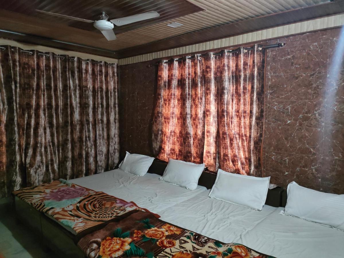Hotel Shubhadra Guest House - Housity