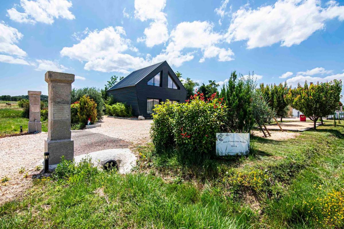 Villa indépendante gîte Mas fond des Prés - Housity