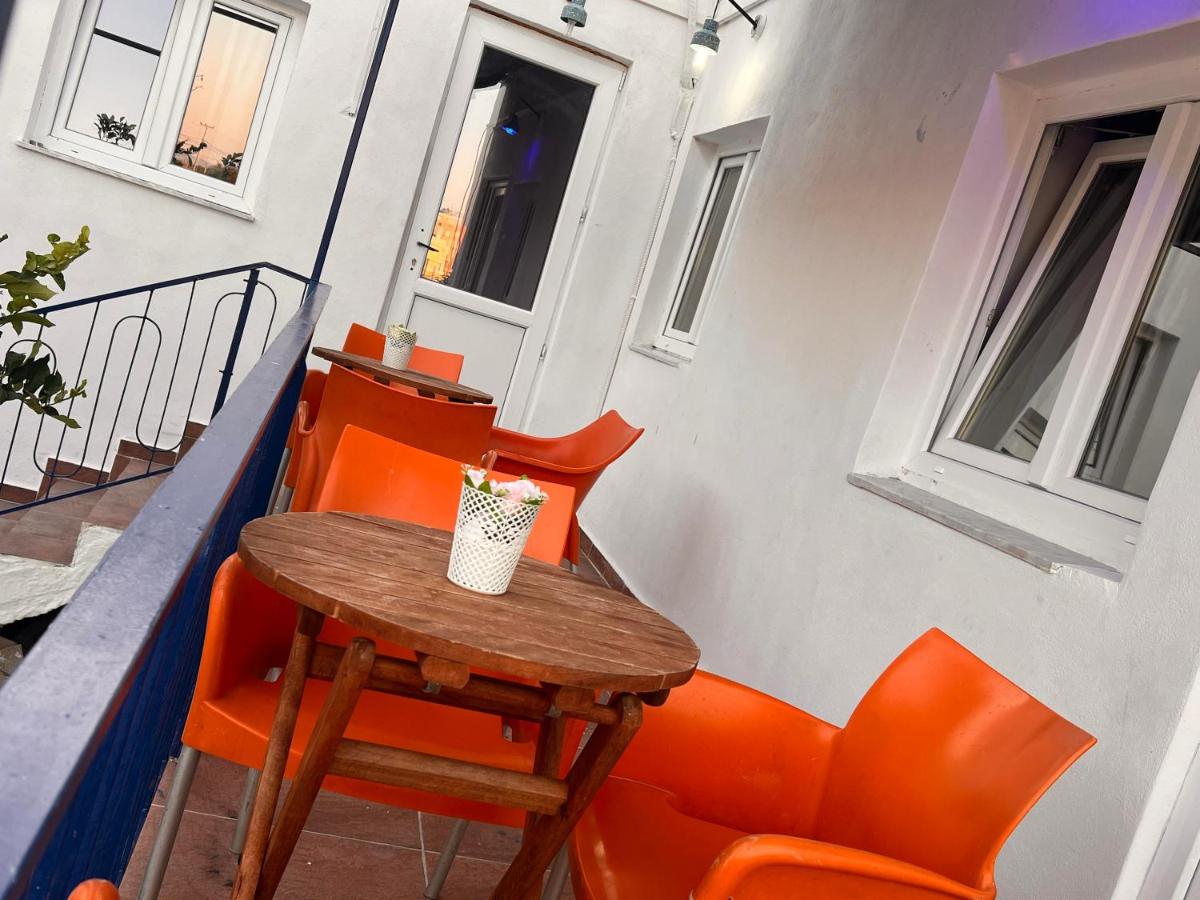 Blue Hotel boutique - Housity