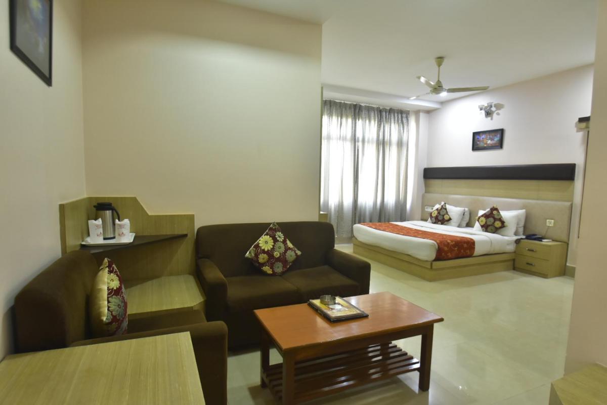 Hotel Royal Highness - Housity