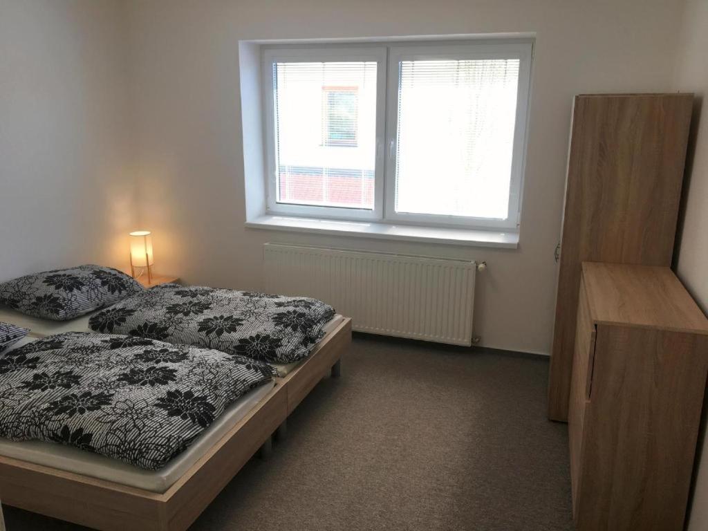 Ubytování v soukromí Lužné - Housity