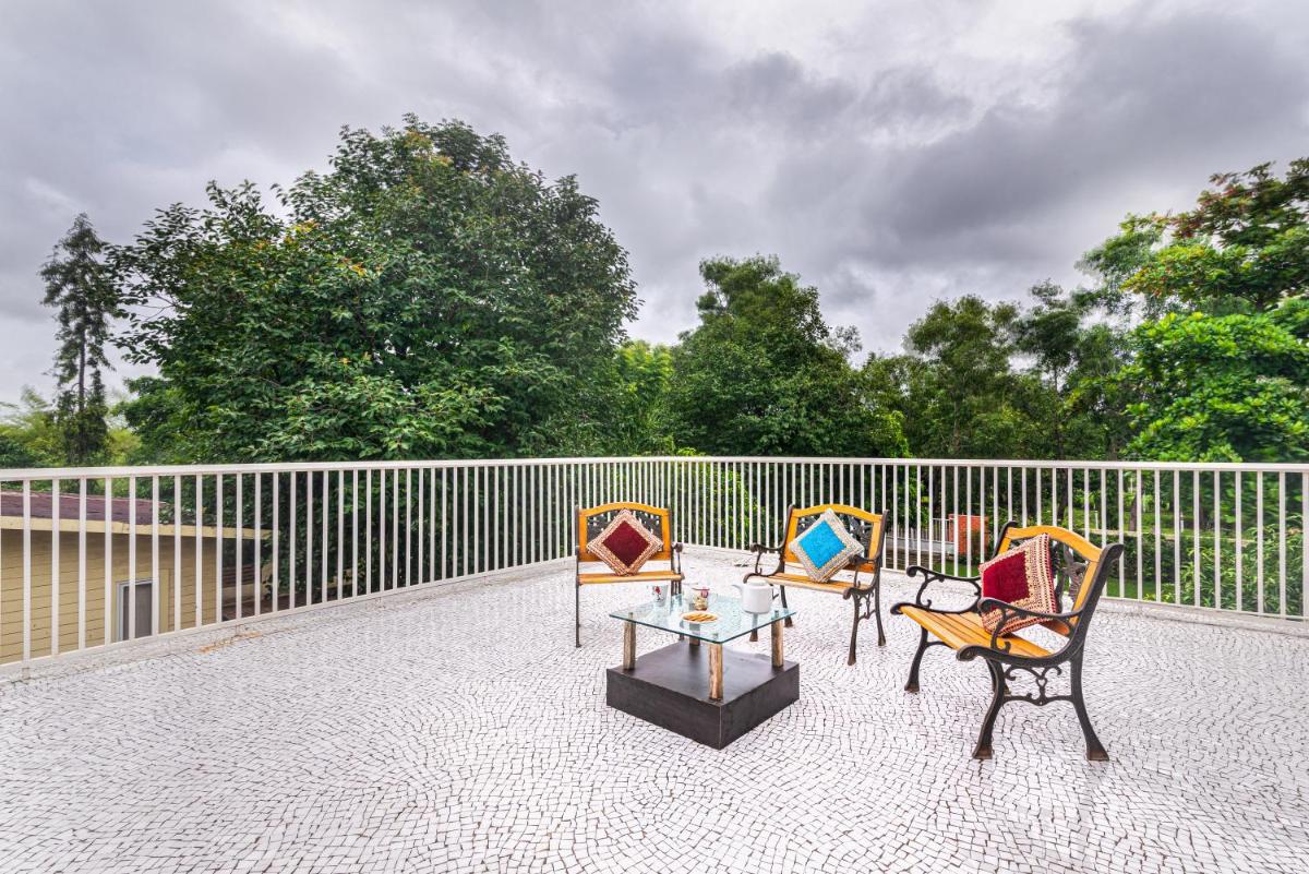 SaffronStays Amrapali - 3BD Farmstay with private pool in Nashik - Housity