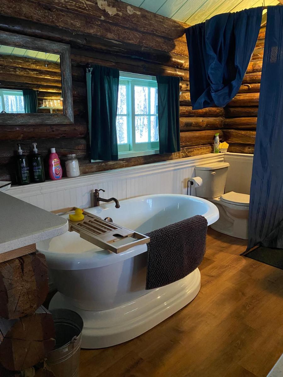 Talkeetna Gardens, Cabins & Cottages - Housity