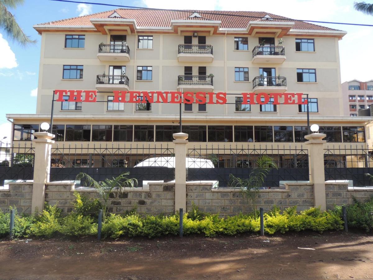 Hennessis Hotel - Housity