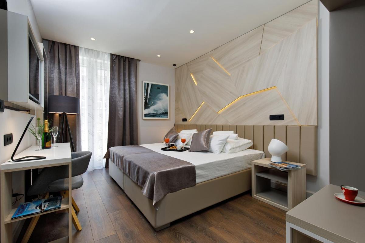 Sailor Boutique Rooms - Housity