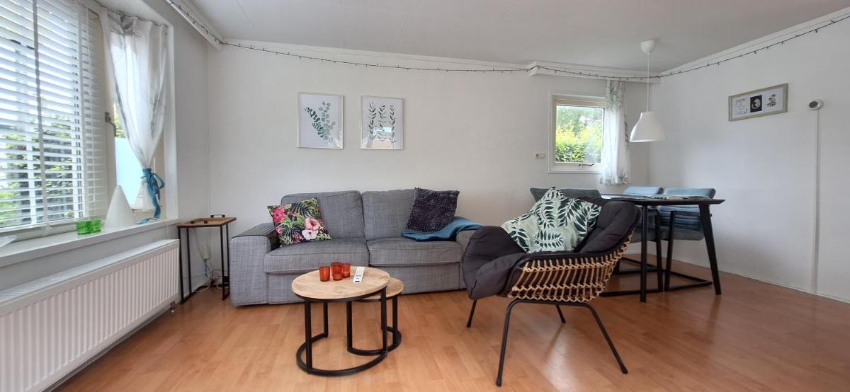 Suitetrails - Chalet Esdoorn in Putten, Gezellig en Luxe gerenoveerd